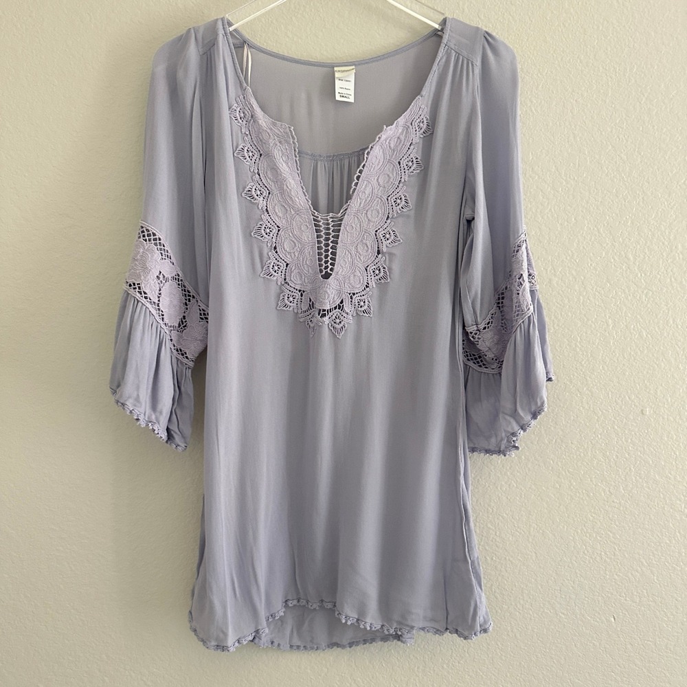 L*Space Top Womens S Crochet Lace Trim Boho Periwinkle Bell Sleeve Swim Coverupā